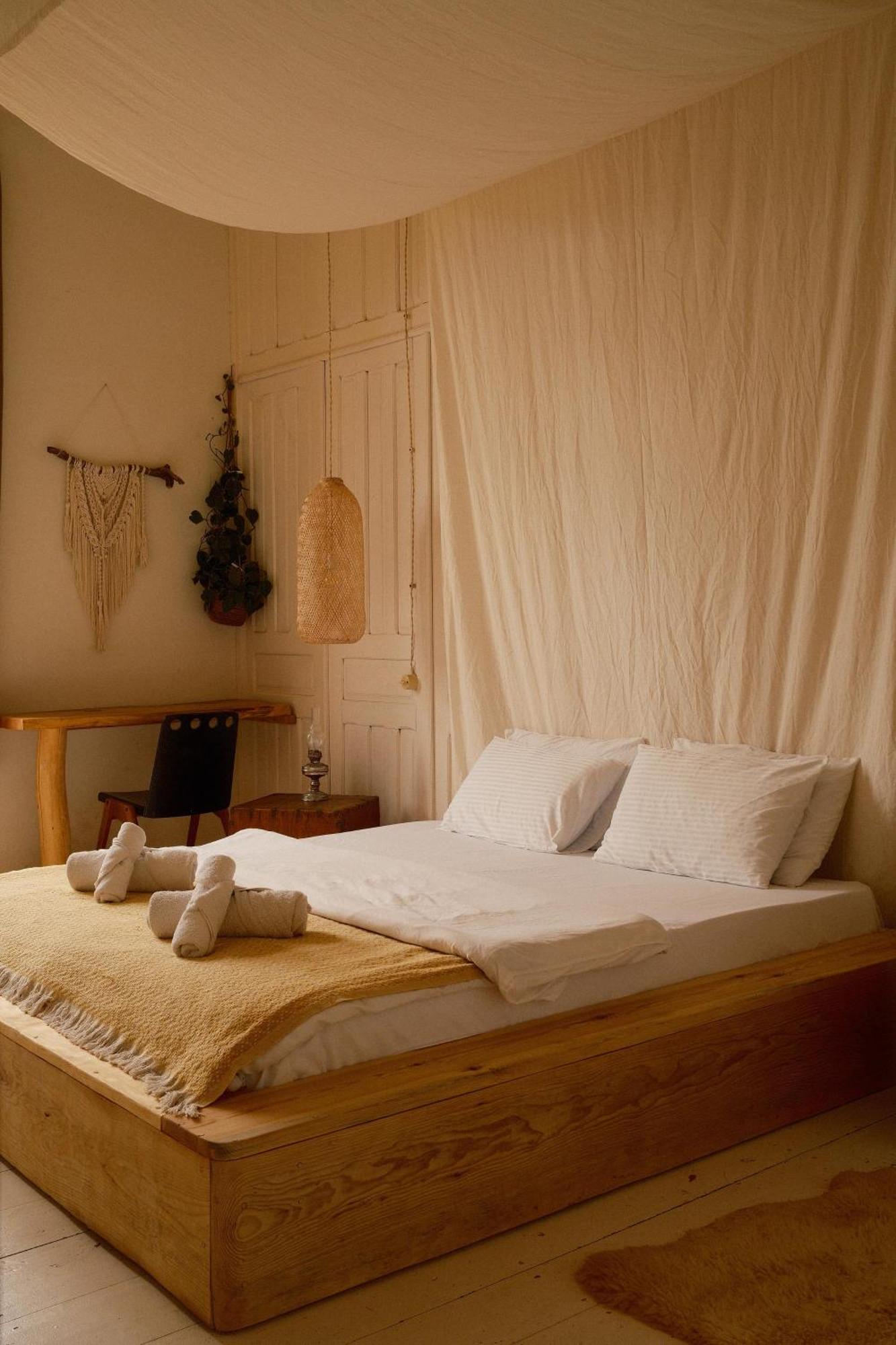 Karma Hostel Martvili Bagian luar foto
